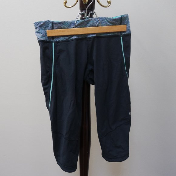 Lululemon Athletica Capri Leggings - Picture 1 of 4